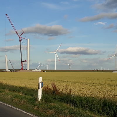 Bild vergrößern: Aufbau einer Windmühle